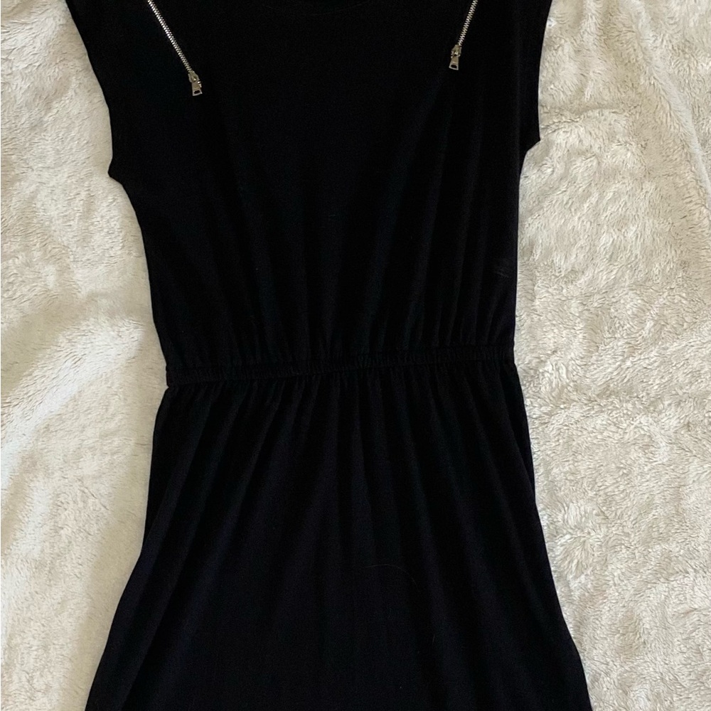 DKNY BLACK ZIPPER DRESS